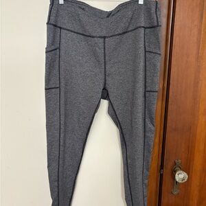 MTA Sport Heather Gray Athletic Leggings 1X